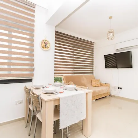 Romantic Near The Casino And Sea New Daire *