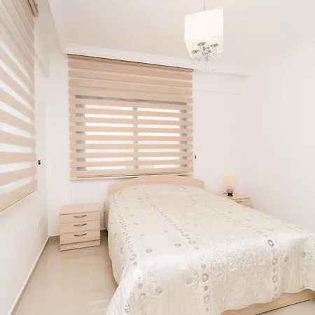Romantic Near The Casino And Sea New Daire *