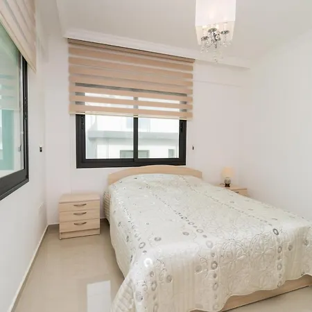 Romantic Near The Casino And Sea New Apartment
