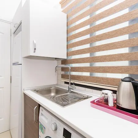 Romantic Near The Casino And Sea New Apartment